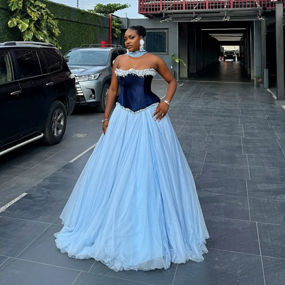 ชุดราตรีสีฟ้าอ่อนประดับลูกปัดคริสตัล สายเดี่ยวสีตัดกัน ชุดราตรีงานเลี้ยงแบบคอร์เซ็ทผูกหลัง ชุดวันเกิด 2025-2026