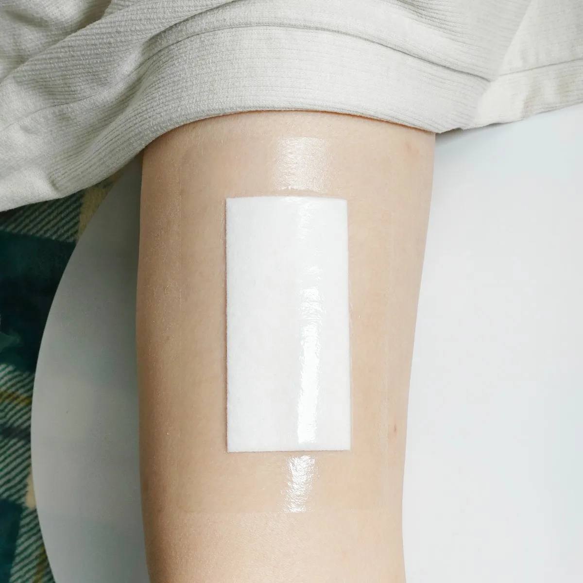 

26Pcs Large Transparent PU Self-adhesive Patches - Ideal for Daily Emergency, Outdoor Adventures, Bathing & Swimming