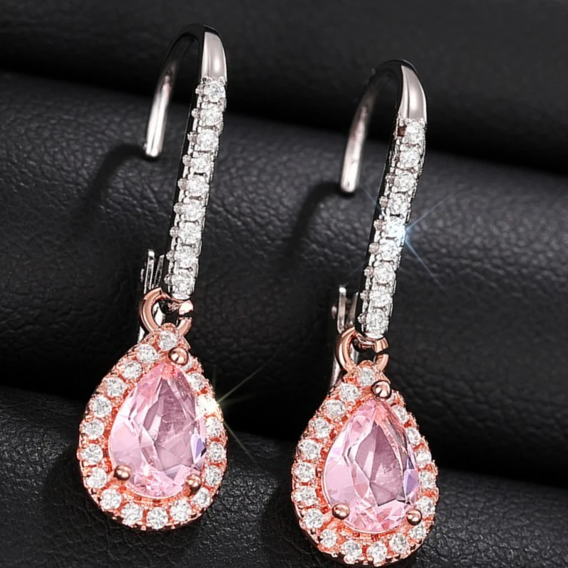 2026 New Design Sense New Pink Zirconia Women's Ear Buckle Women's Geometry Advanced Shining Fashion Accessories