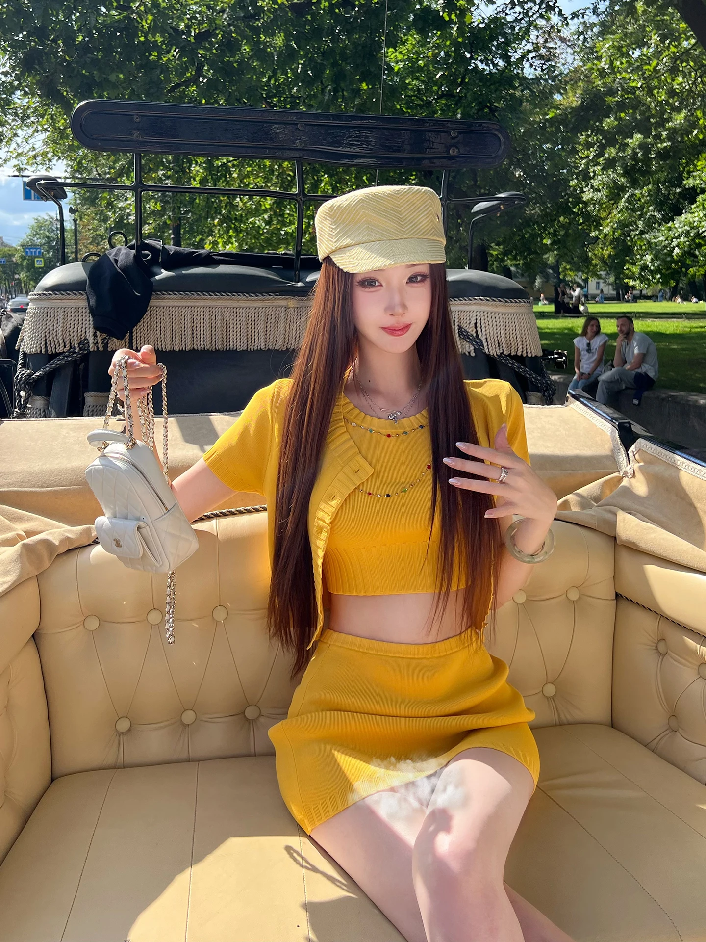 

Комплект из трикотажной футболки и юбки Moon Vera ранней осени Ele Ladylike Sle, повседневный женский ансамбль Faion