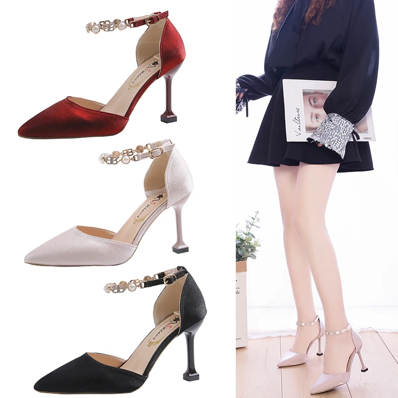 Sharp pointed high heels, 2024 summer new style, with a shallow mouth, straight buckle strap, slim high-heeled sandals for women