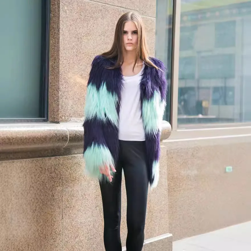 Imitation fur jacket women's clothing splicing fluorescent coat long hair European and American dark button fur integrated coat