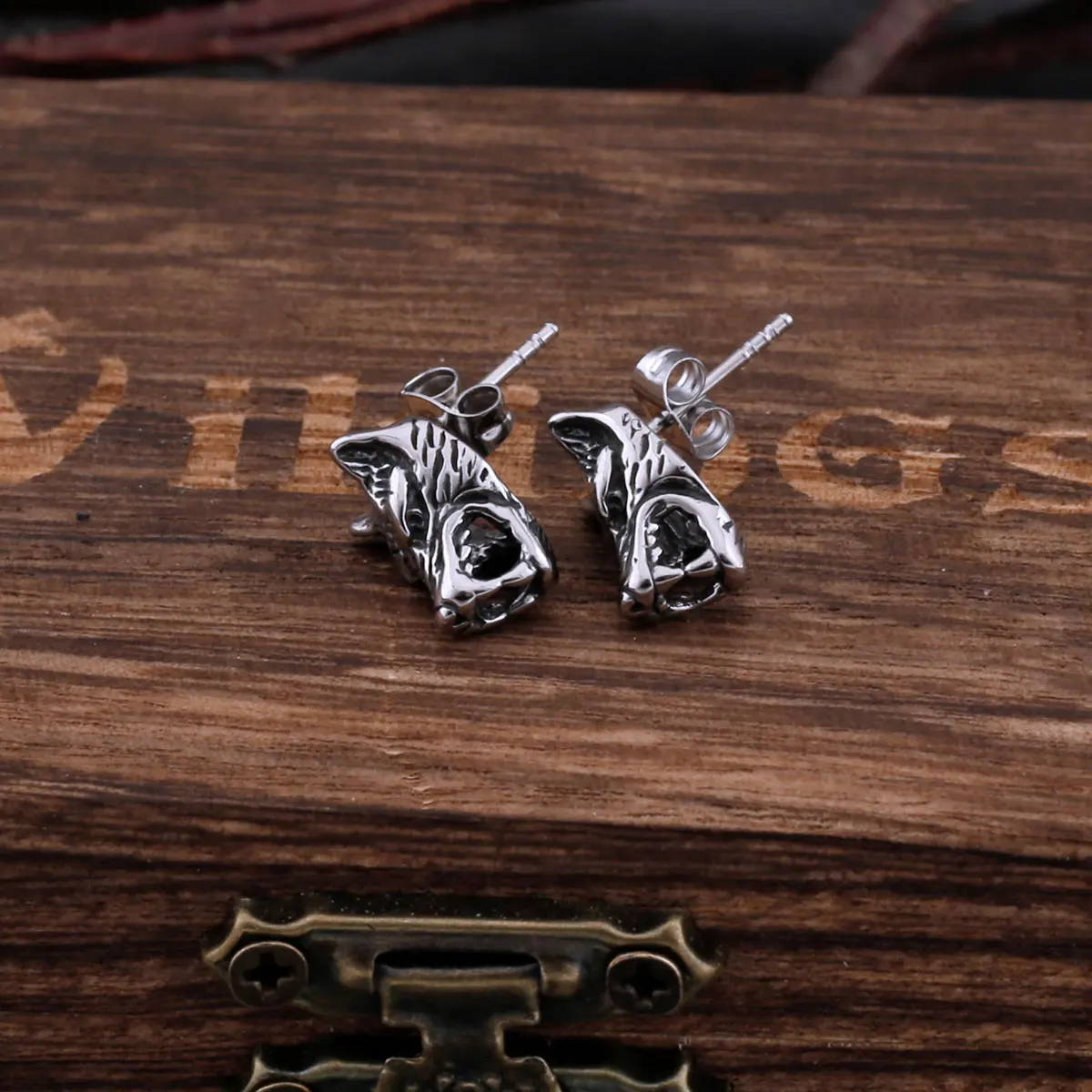 Vintage Vikings Animal Wolf Stud Earrings For Men Stainless Steel Nordic Odin Amulet Accessories Fashion Hip Hop Biker Jewelry