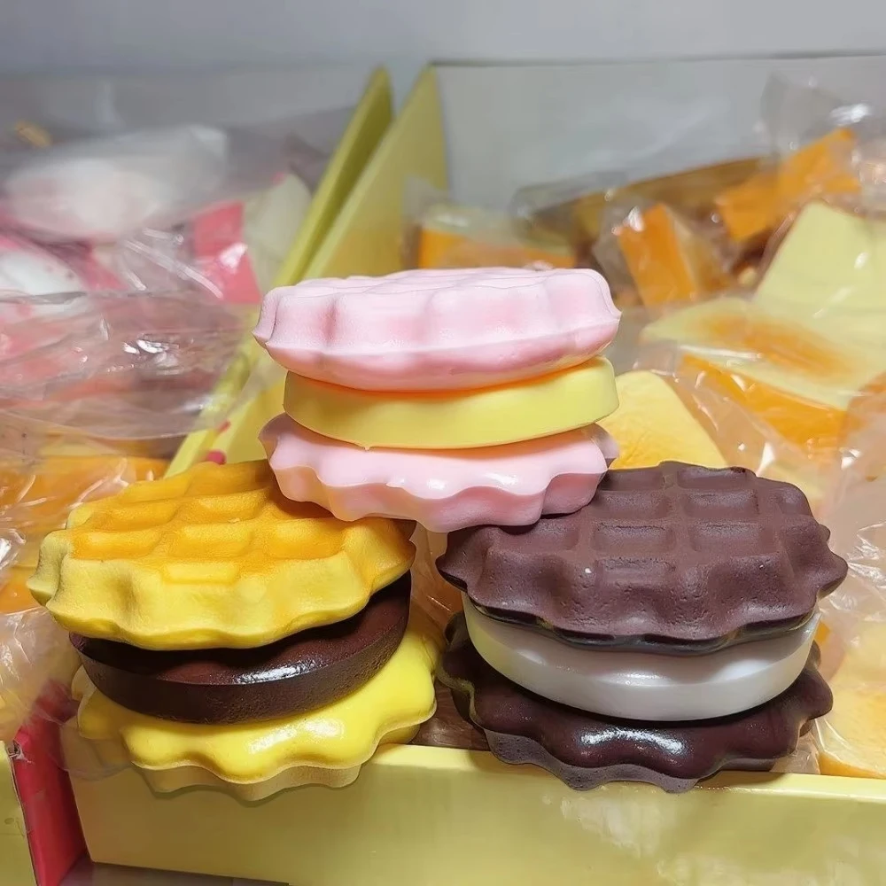 Creative Simulated Cake Squeeze Toy Soft Slow Rising Feature Slow Rising Toy Stress Relief Simulation  Biscuit for Adults Gift