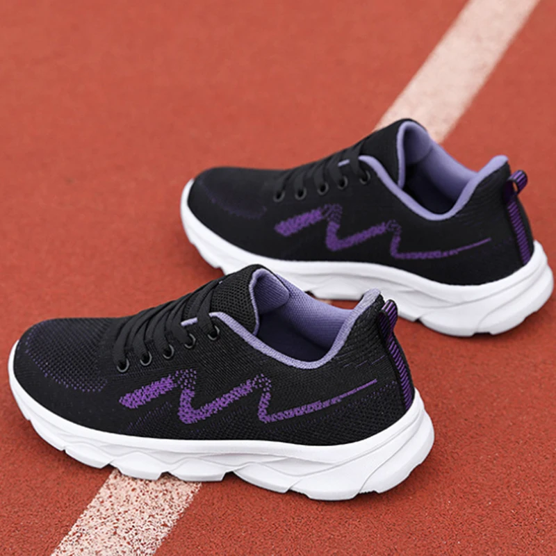 

New Spring Comfortable Sports Shoes Large Size Sports Shoes Flying Mesh Breathable Running Shoes Lace-Up Flat Casual Shoes