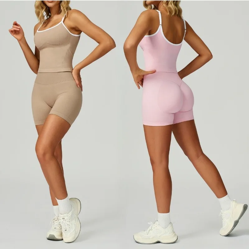 

Women's Seamless Color Yoga Set Slim Fit Beautiful Back High Waist Fitness Set Outdoor Running Leisure Fitness Set