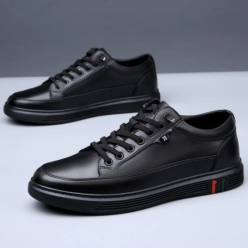 New Shoes for Men Genuine Leather Casual Shoes Spring Autumn Cool Black Flat Skateboard Shoes Youth Fashion Slip-on Sneakers