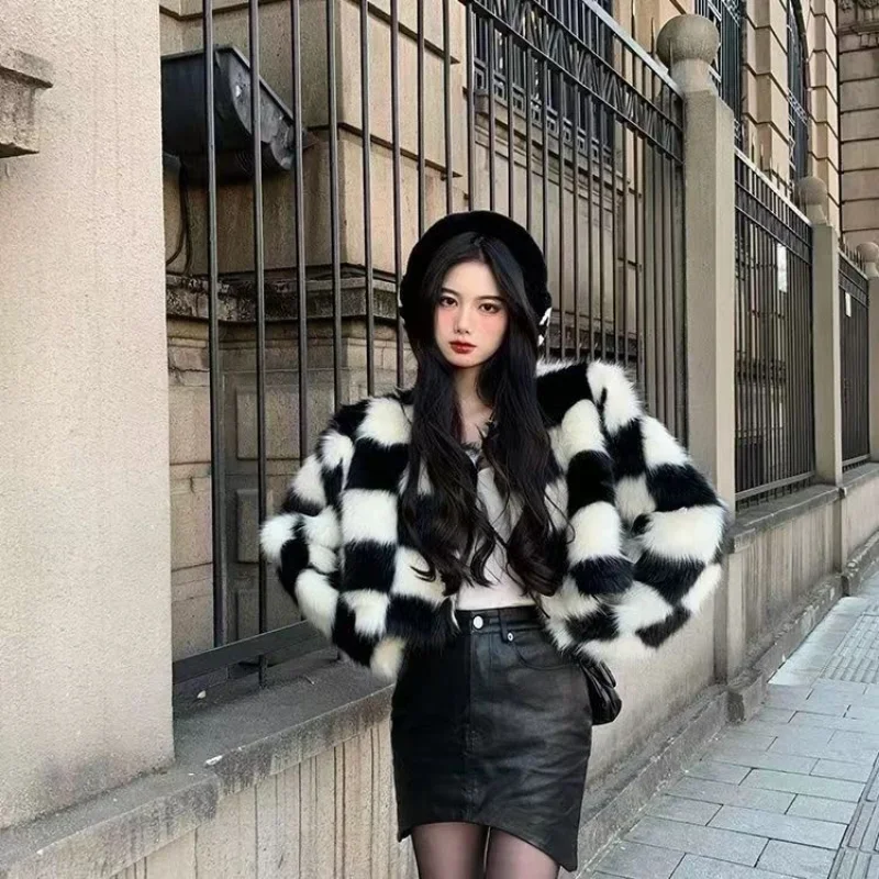 Winter Coat for Women Faux Fur Coats Jackets Warm Korean Fashion Black and White Checkerboard Streetwear Tops New