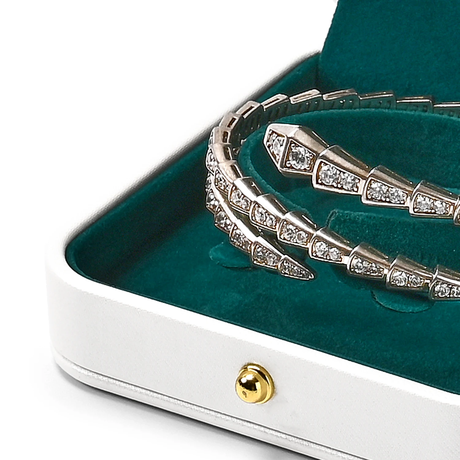 

Oirlv Роскошная романтическая кожаная подарочная коробка для ювелирных изделий Коробка для колец Коробка для ожерелья Кольцо Упаковка для хранения Кольцо-органайзер для свадебного реквизита