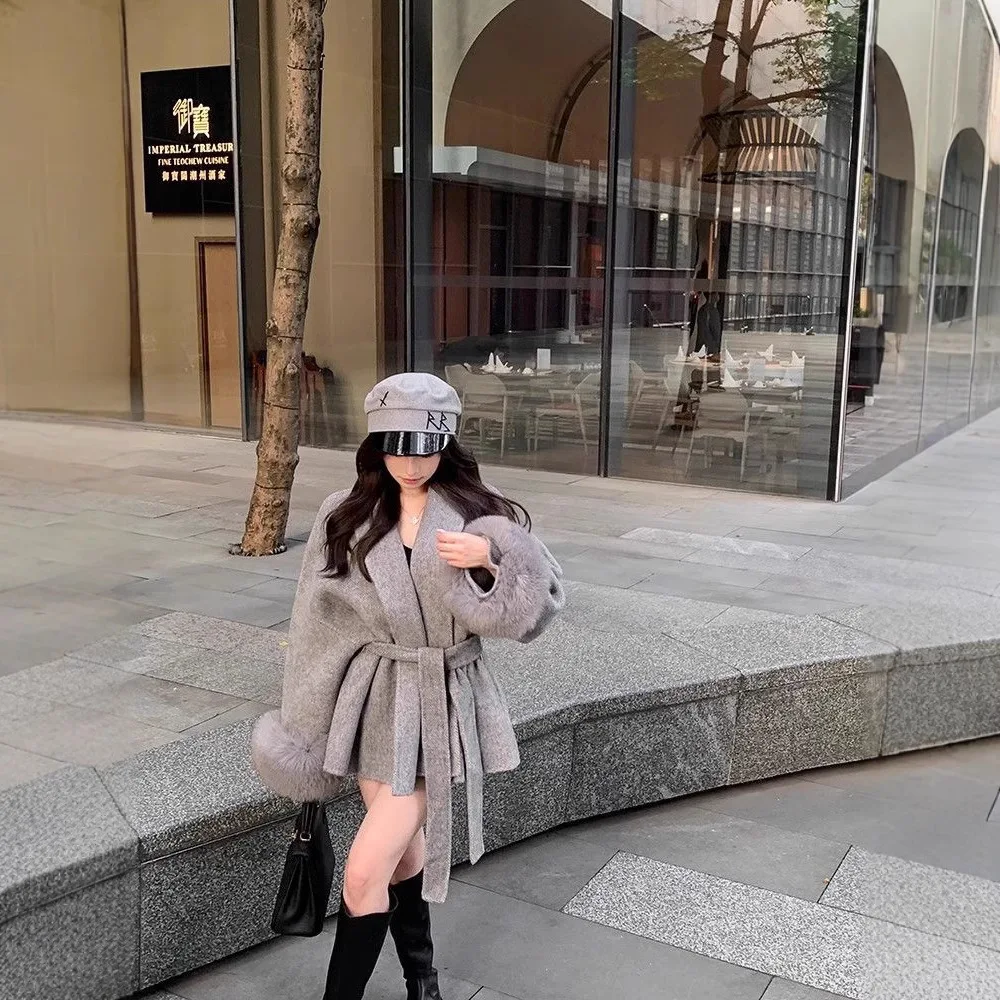 

Women's Autumn And Winter 2025 New Long Sleeved Loose High-end Cape Coat Medium Length Top Grey Tie Waist Collection Woolen Coat