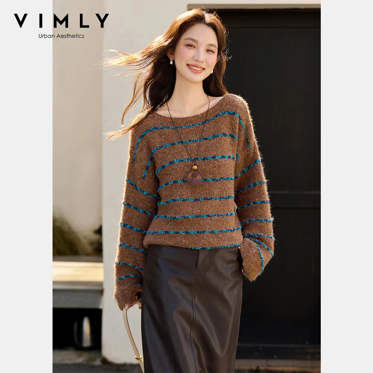 VIMLY Ontspannen gestreepte gebreide trui voor dames 2025, herfst, schuine hals, contrasterende kleur, ontwerp, truien, luie stijl, zachte trui 30398