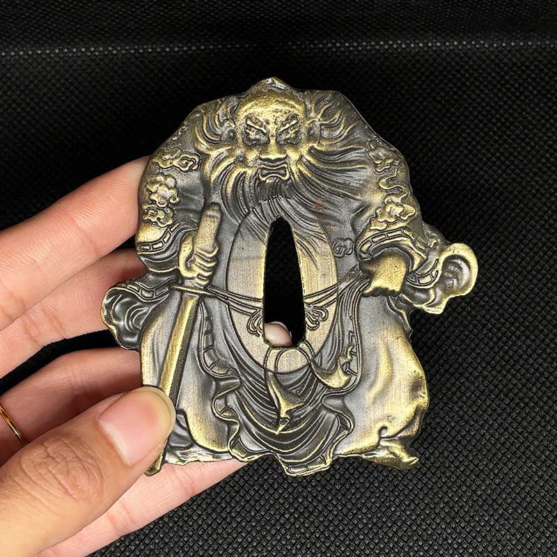 Agradável liga mestre guarda para katana montagem único tsuba para espada samurai japonês wakizashi cor bronze