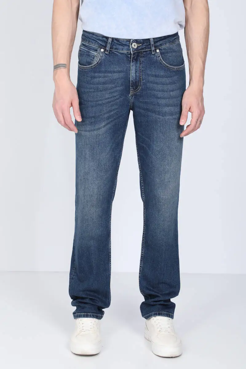 Men's dark blue casual cut Jean pants