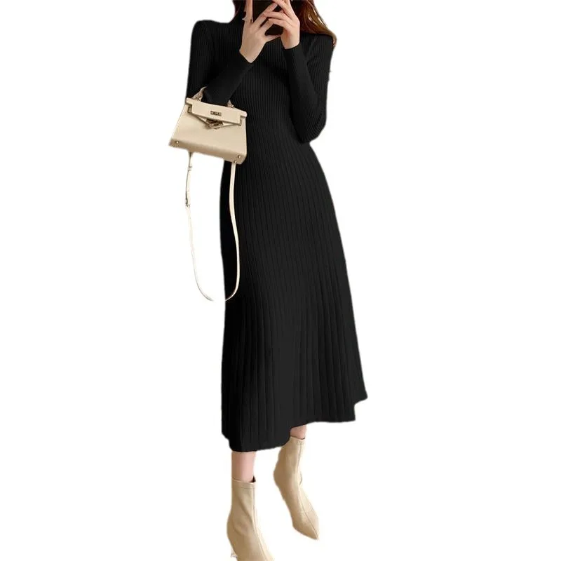 Outono inverno novo vestido suéter de comprimento médio sobre o joelho gola meia alta camada interna base linha a vestido de malha feminino