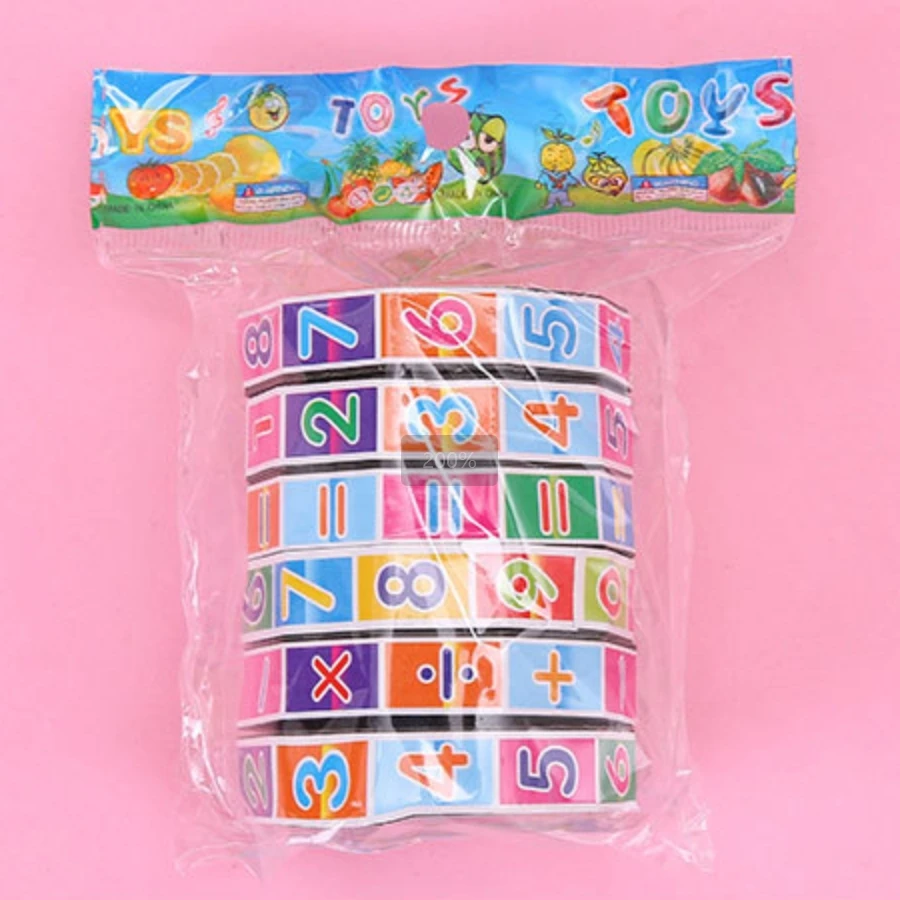 Questo è un giocattolo puzzle per bambini Rubik's Cube, una forma cilindrica staccabile, un giocattolo antistress per bambini, un regalo giocattolo per bambini
