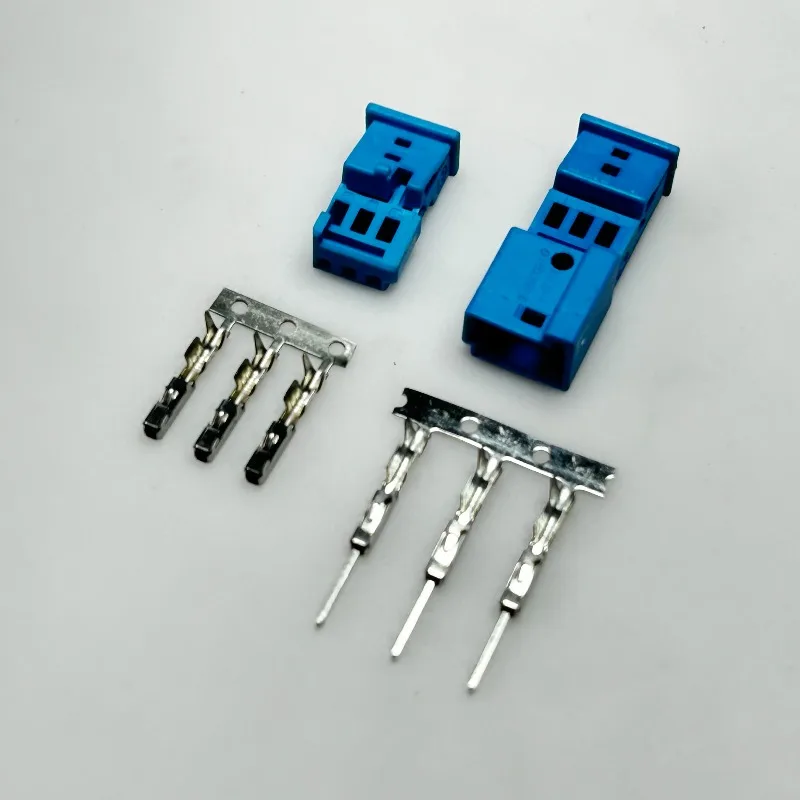 5PCS 3-1718346-1 Original 3-hole rain sensor, tweeter, ambient light plug 3-968700-1