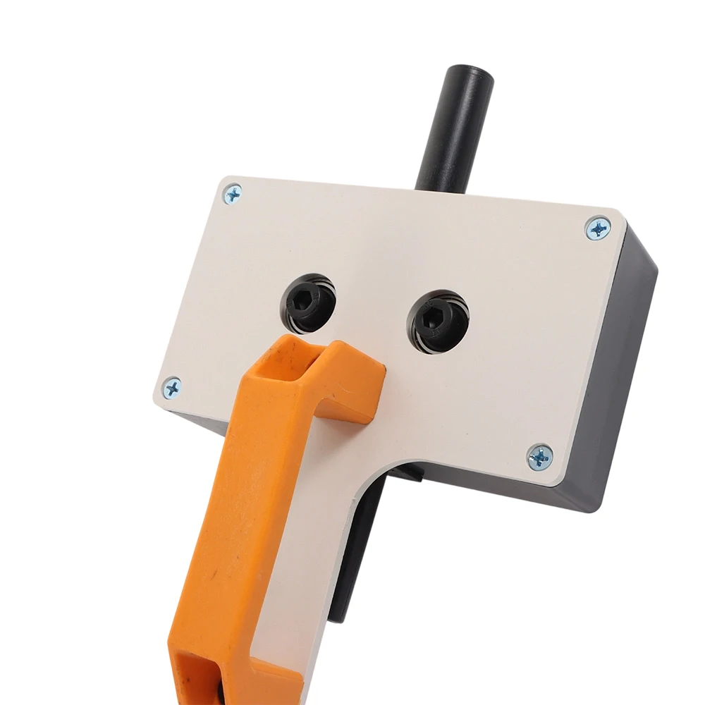 Durable Heavy Duty Wire Puller Fish Tape Smooth Cable Feeder Handheld 8mm Wire Tugger for Pipe Narrow Spaces