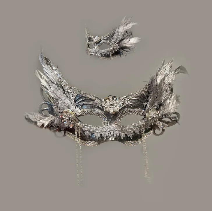 

Venice Nightclub Feather Mask Halloween Christmas Makeup Ball Party Female Cosplay