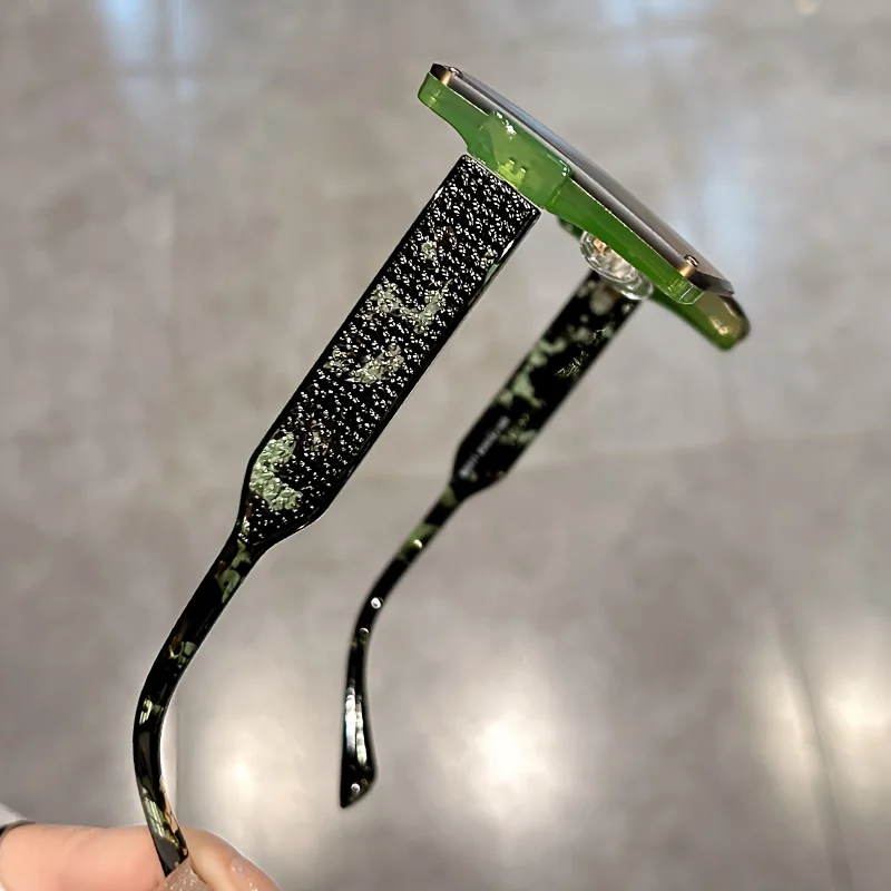 Kacamata tanpa bingkai ukuran besar untuk wanita dan pria, gaya kasual gradasi, anti silau untuk liburan, pesta pantai