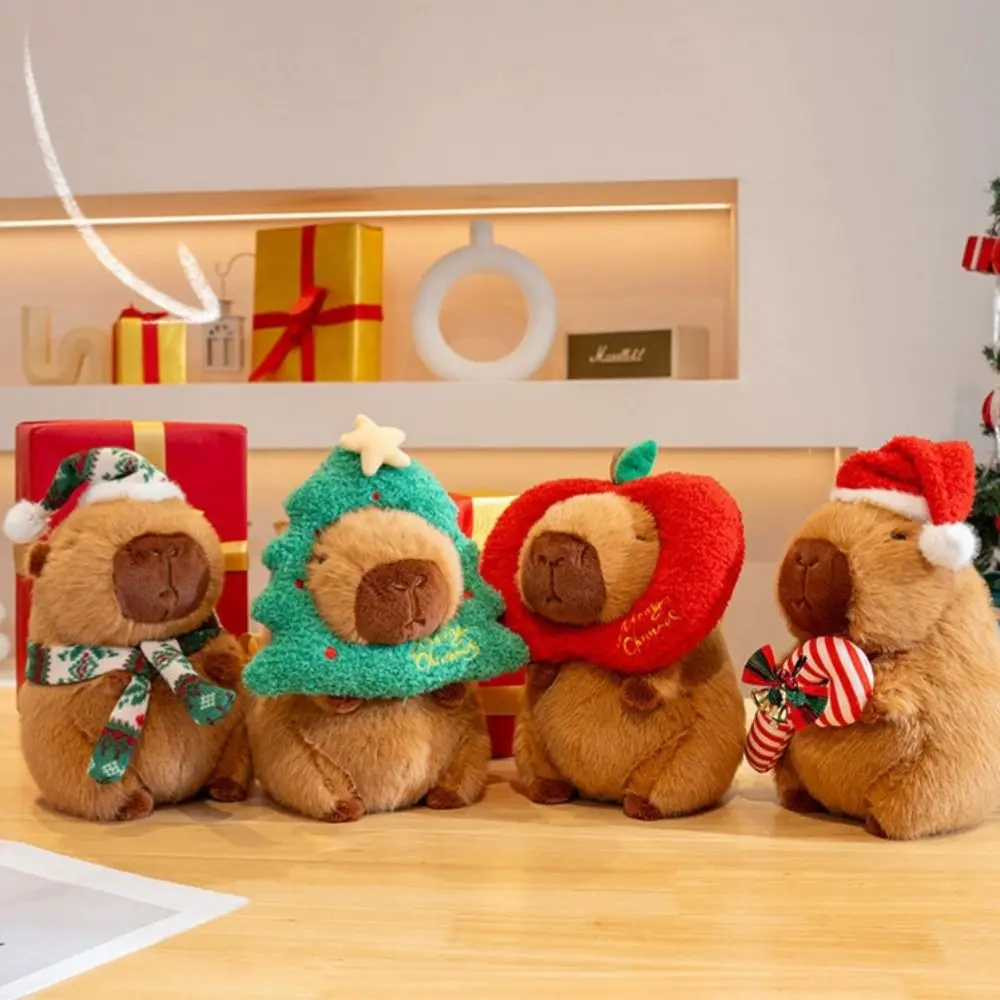 ドレスアップクリスマスカピバラぬいぐるみグリーンスカーフクリスマスツリーカピバラぬいぐるみステッキソフトカピバラふわふわ人形