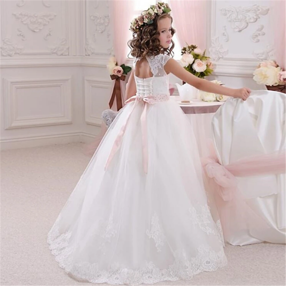 

White Flower Girls Dresses Sleeveless Lace Applique Tulle Fluffy Floor Length Girls First Holy Communion Princess Dresses