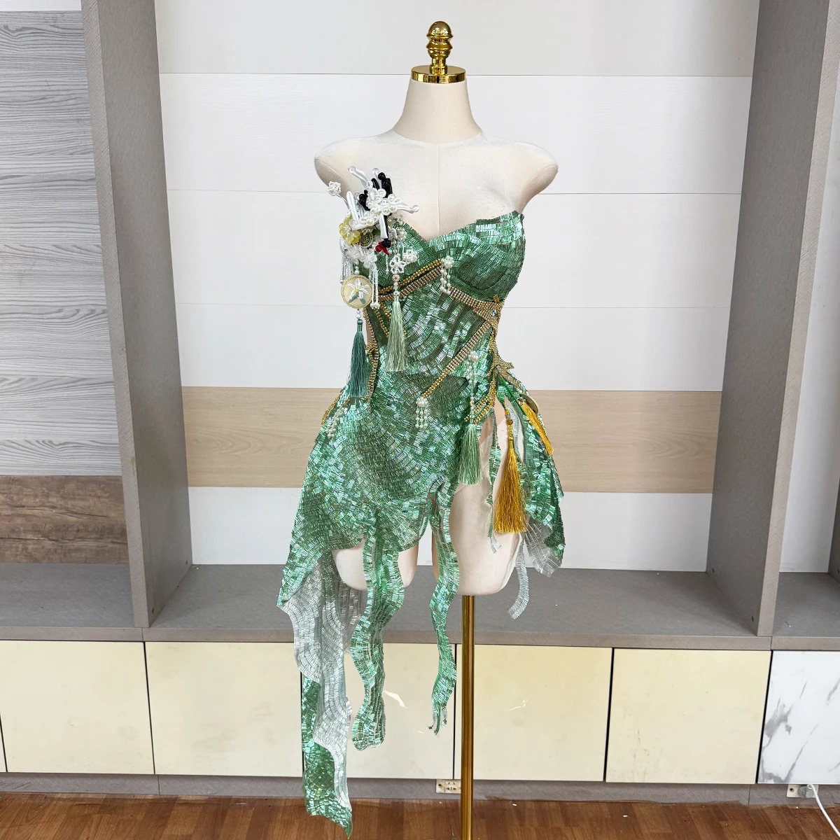 Strapless Sweetheart Green Bodycon Irregular Dress Gradient Sequin Hem Stage Outfit Women Cosplay Party Photoshoot Gown costume