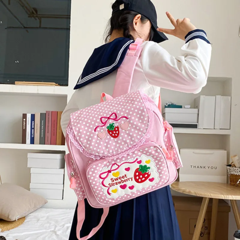 Mochilas escolares con bordado de fresa rosa para niña, mochilas de encaje de fresa de fruta japonesa, gran capacidad, impermeables, regalos de cumpleaños para estudiantes, novedad de 2023