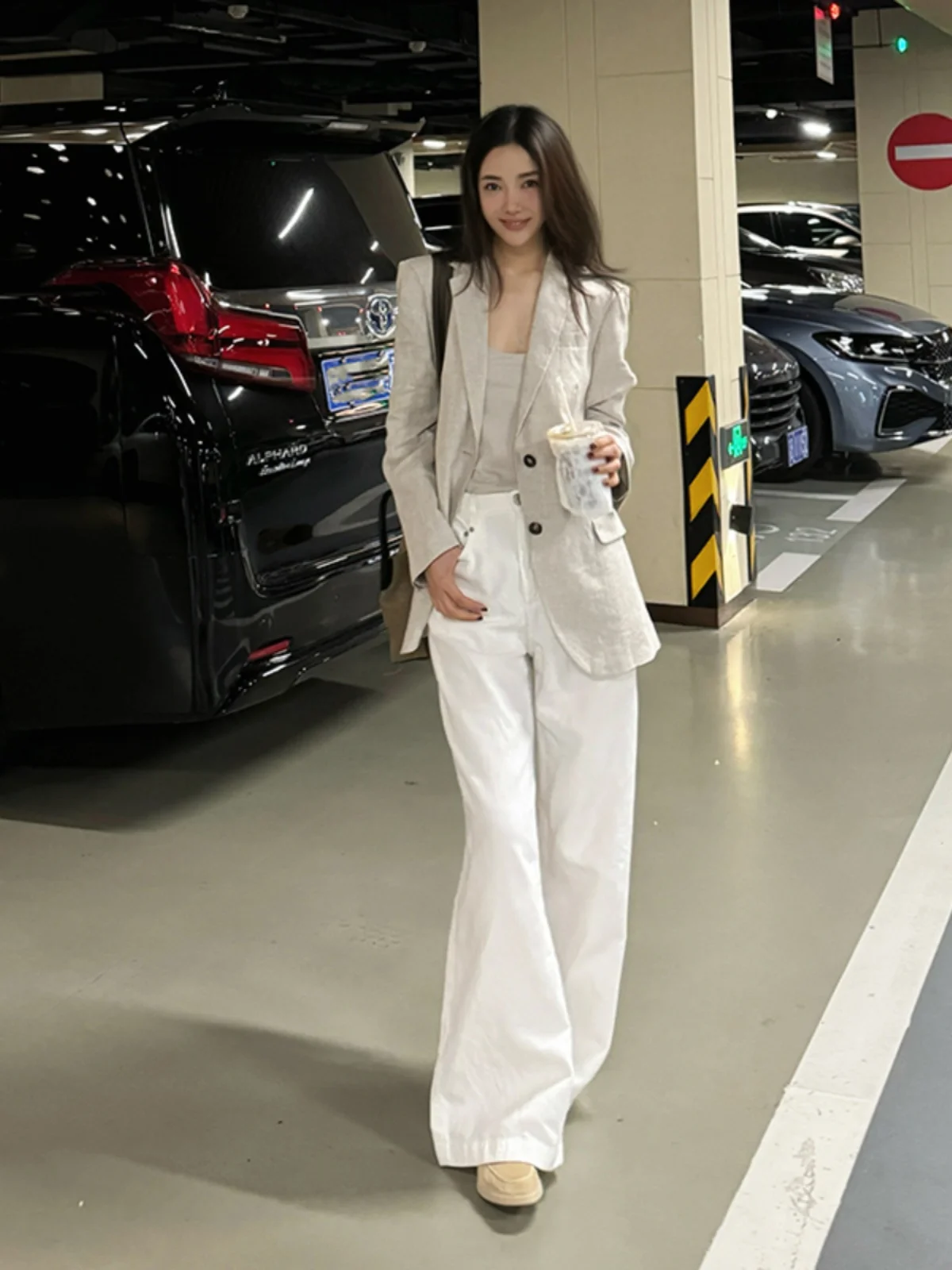 

Женский пиджак Romi Studio из текстурированного льна с эффектом «капля дождя», модель W053, элегантный, для офиса, с длинными рукавами