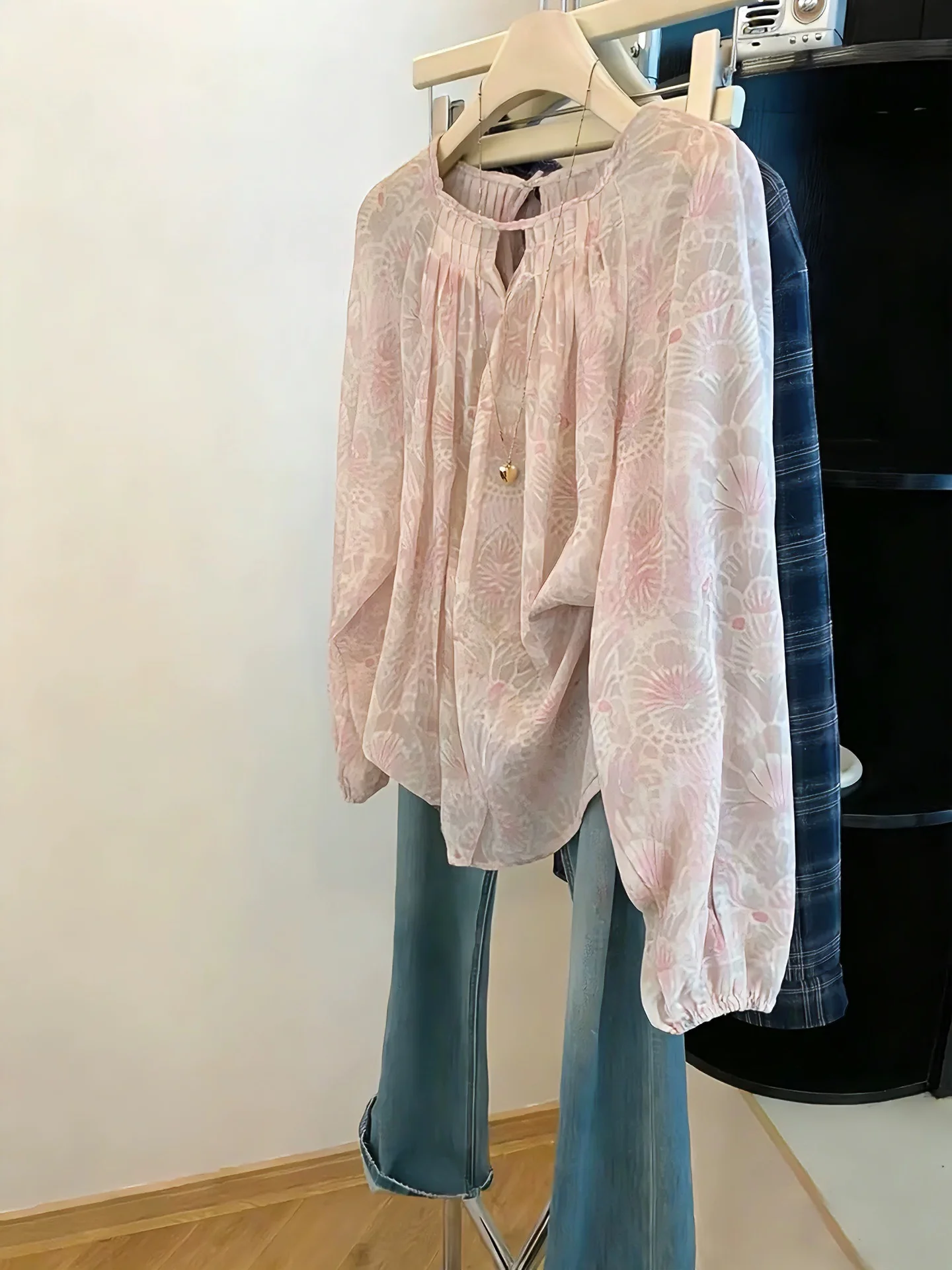 

Sweet Lace Splice Lantern Sleeve Shirt Casual Loose Thin Men's Spring Autumn Fashionable Versatile Comfortable Lightweight Top