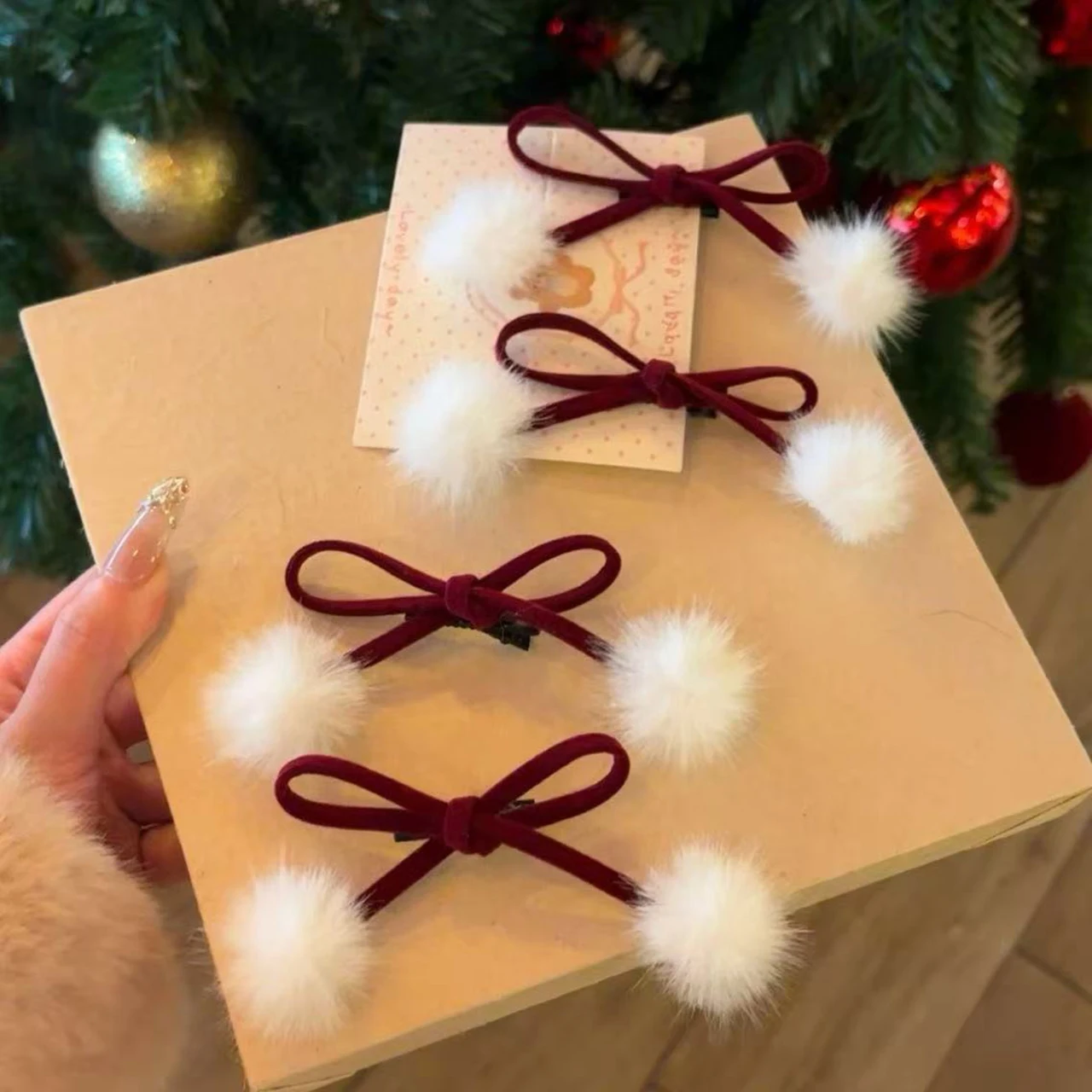 2pcs Red Bow Hairpins White Plush Ball Hair Clips Winter Pompom Barrettes For Women Girls Christmas New Year Hair Accessories
