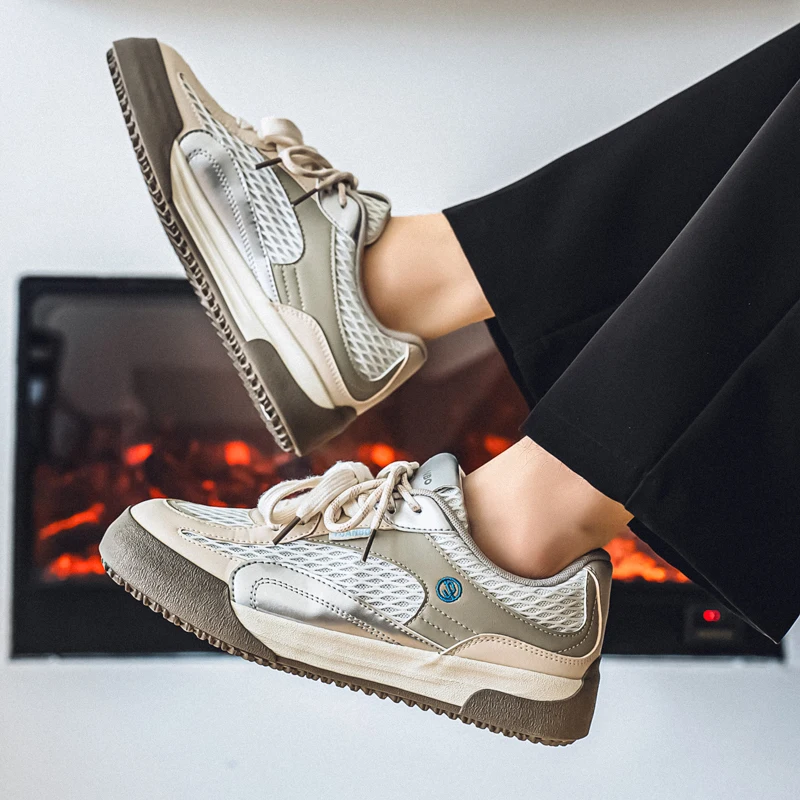 

New high quality fashion 2025 Product: Versatile, Breathable and Trendy Men's Large-sized Flat-heeled Mesh Casual Sports Shoes