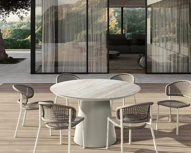 & New Style Outdoor Iron Dining Table and Chair Set Iron Leisure Table for Courtyard Balcony Patio Furniture Metal