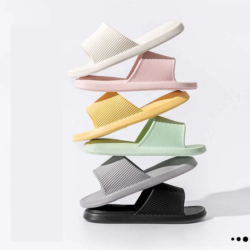 

2025 New Lightweight EVA Slippers for Women's Summer Home Use Soft Soled Indoor Home Use Bathroom Slippers