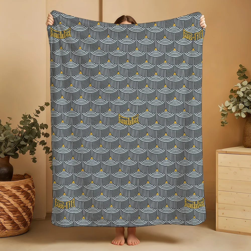 Le Blanket Throw Super Cosy Plush Living Room P-PageS Sofa Couch Childish F-FaureS Birthday Gifts