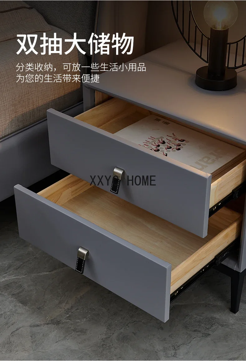 Comodino in legno massello leggero di lusso nordico per la casa camera da letto piccolo armadietto in pelle