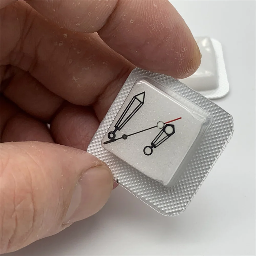 นาฬิกาอุปกรณ์เสริมเข็มนาฬิกาสีเขียวเรืองแสงชั่วโมงนาทีและวินาทีสำหรับการเคลื่อนไหว2824อะไหล่ทดแทนนาฬิกา