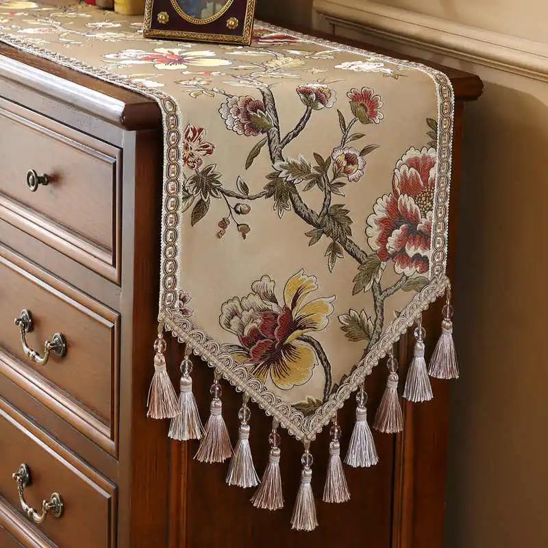 

Retro Dining Table Runner Luxury Jacquard Embroidery Table Runner Living Room Coffee Table Cover Home Decorative Table Runner