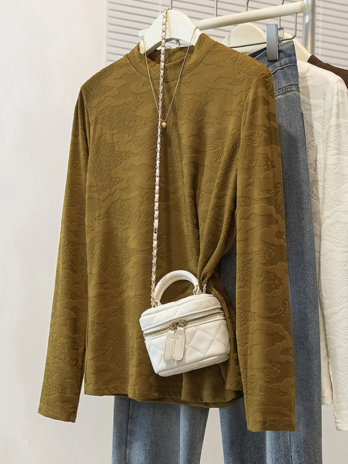 

Женская футболка с длинным рукавом и вышивкой, с высоким воротом, облегающая, базовый слой, повседневная, свободного кроя, дышащая, комфортная, приятная к телу.