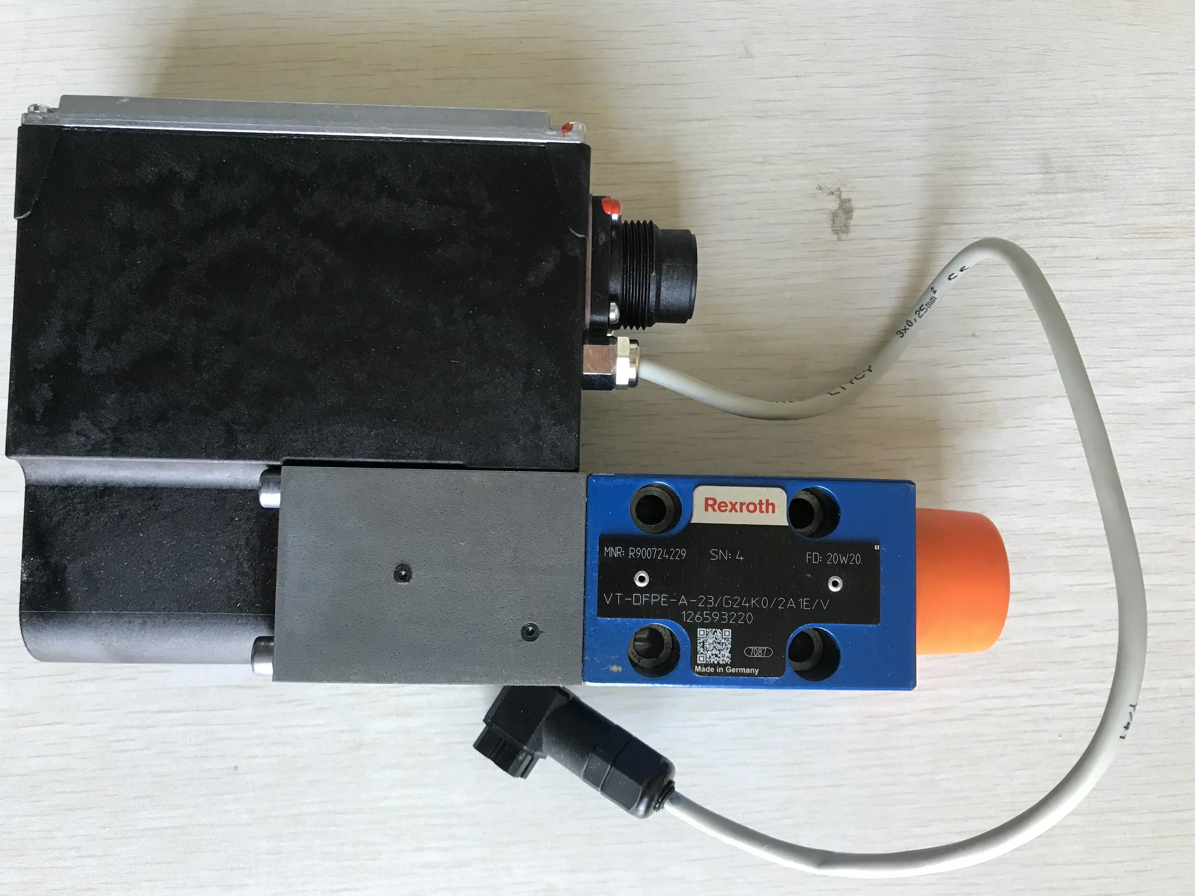 Valvole idrauliche direzionali proporzionali R900724229 VT-DFPE-A-2X/G24K0/2 a1e/V