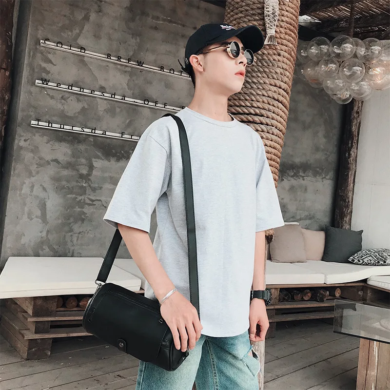 Men‘s Crossbody Shoulder Bag Leather Casual Lightweight Sling with Phone Pocket Key Hook Barrel-Shaped for Quick Daily Commute