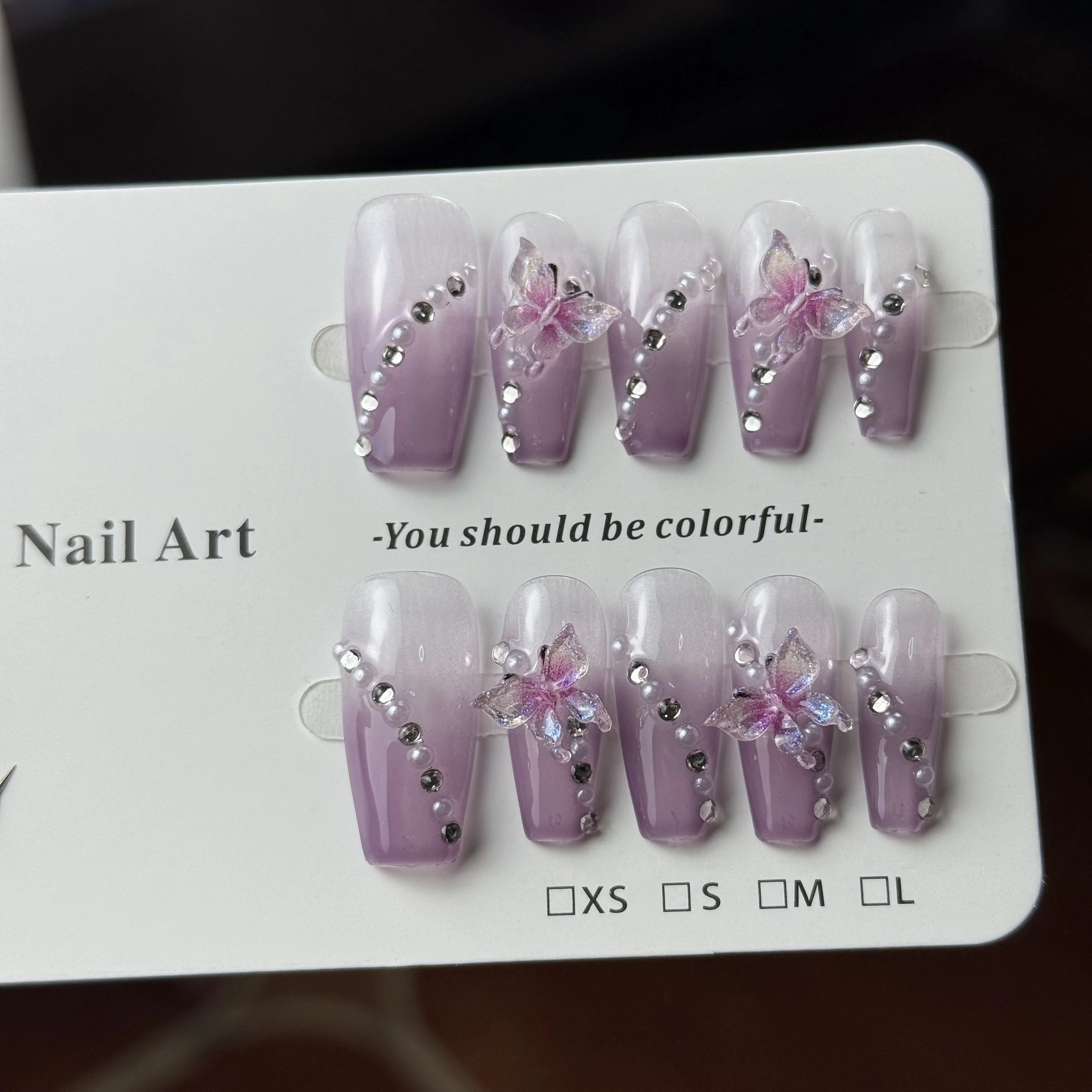 10 قطع من الفراشة الراقية النقية والأنيقة والأرجوانية ثلاثية الأبعاد، وعين القط المتدرجة، والماس الصغير المتلألئ المصنوع يدويًا