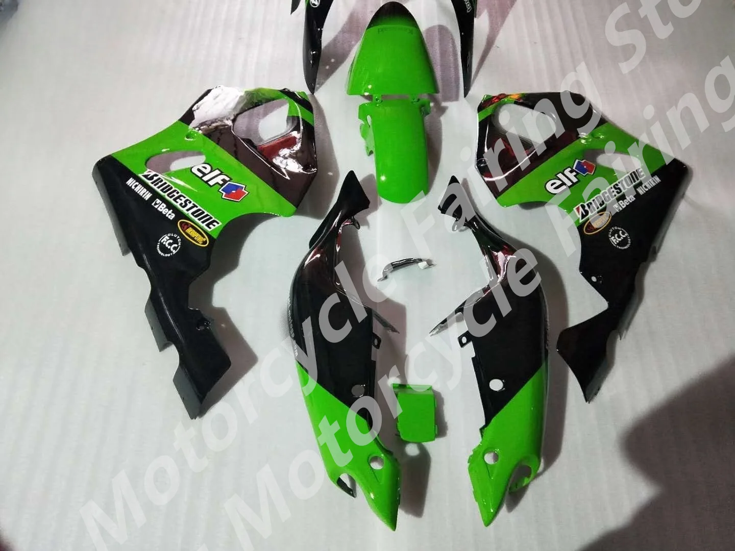 Moto green black fairing custom  for Kawasaki ninja ZX-7R 96 97 98 99 00 01 02 03  fairings ZX7R 1996-2003 High parts