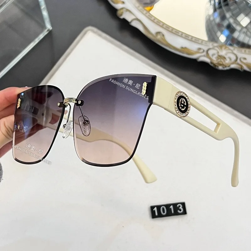 

​​2025 Luxury Crystal Cut Sunglasses UV400 Premium Acetate Frame Driving Shades for Women High-End Clarity Lightweight