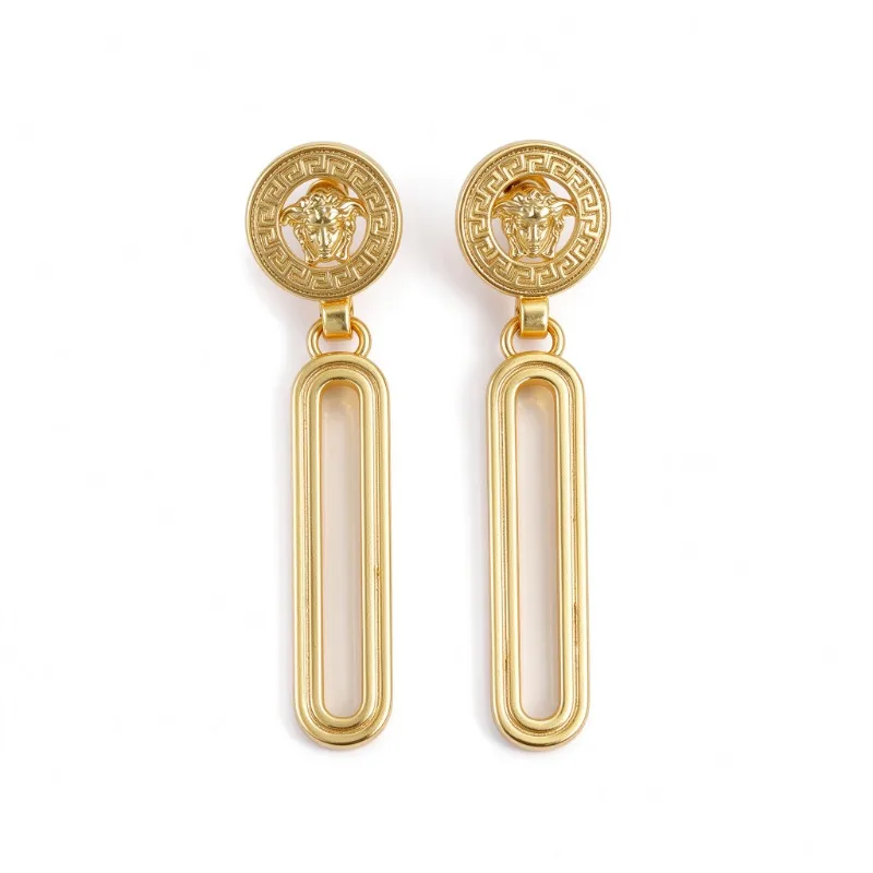 Retro Baroque Relief Portrait Stud Earrings for Women Vintage Greca Pattern Metal Ear Jewelry Hypoallergenic Daily Party Statement Ear Ornament Gift for Ladies Dating Wedding Banquet Accessories