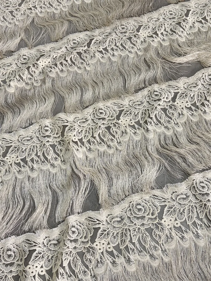 새롭고 독특한 디자인의 3D 태슬 자수 메쉬 원단, 의 - Embroidery Unique Design 리뷰 및 가격