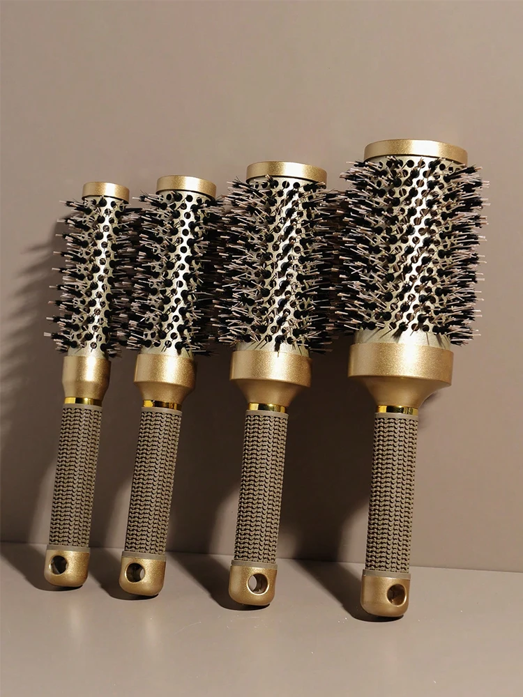 

Ceramic curling brush, round brush with large wave design and non-slip handle, easy to grip and prevents slipping. Suitable for