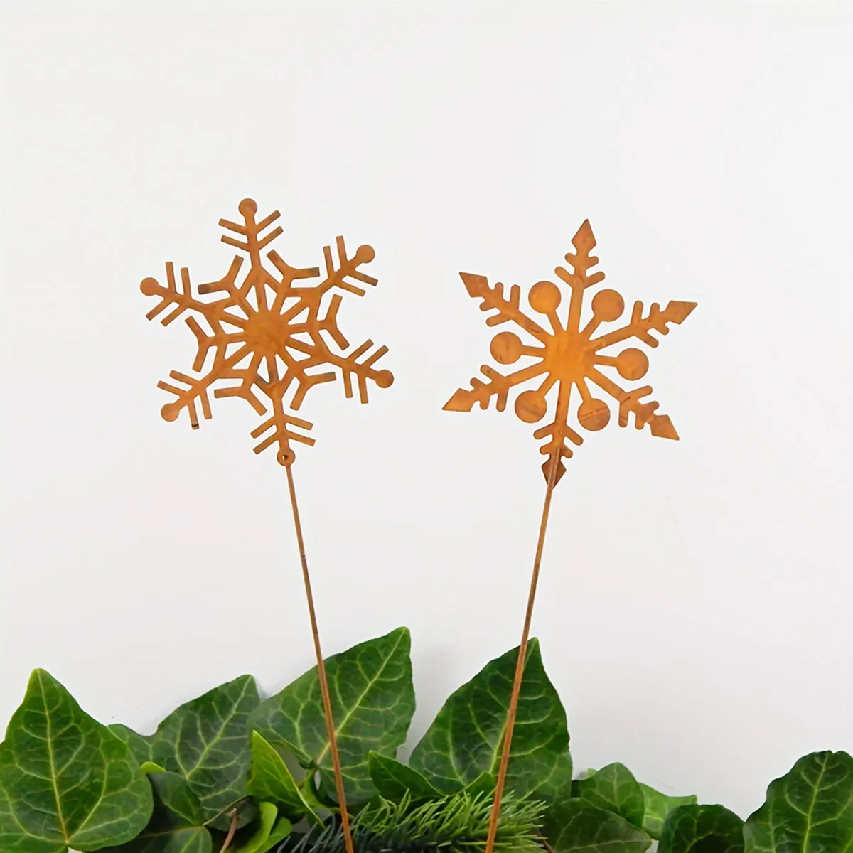 2Pc Iron Snowflake Garden Decorations, Winter Decorations, Rust-Colored Christmas Decorations, Flower Pots, Bonsai Christmas Decorations, Iron Snowflakes, Christmas Decoration Gifts
