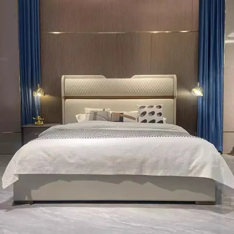 Italian light luxury master bedroom widescreen double bed modern Hong Kong-style large apartment leather 1.8m wedding bed leathe