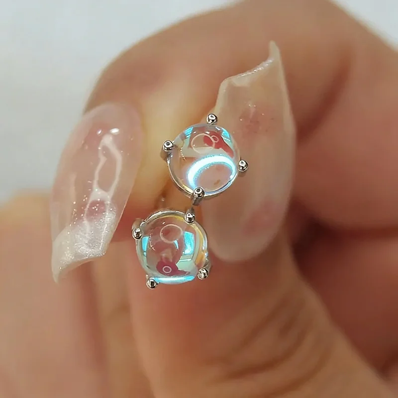 Huitan Zierliche Kristall-Imitations-Opal-Ohrstecker für Damen, silberfarben, exquisiter Ohrstecker für den täglichen Gebrauch, Statement-Schmuck
