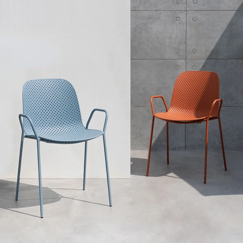 Sedia da pranzo in ferro battuto Casa minimalista Mobili da cucina moderni Sedie da pranzo Sedia da giardino per villa dal design di personalità